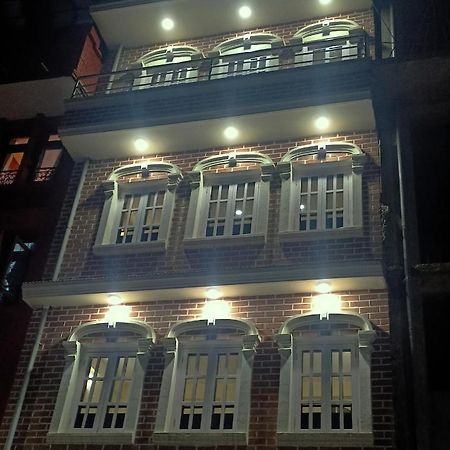 Nirvana Kuti Kathmandu Ngoại thất bức ảnh